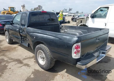 2000 Toyota Tacoma from USA, damaged, VIN 4TAVL52N3YZ684726